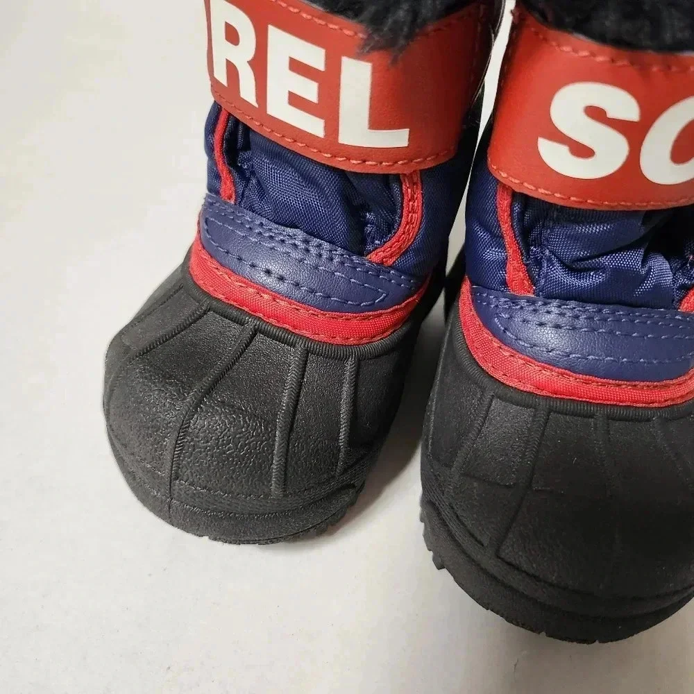 Sorel Snow Commander kids boot Size 4 Toddler Black Multicolor